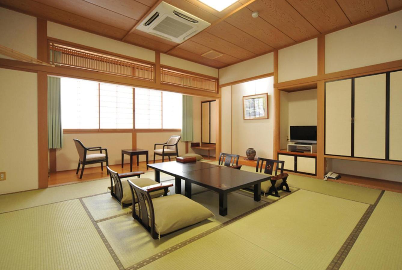 Hotel Sakadojo Minamiuonuma Esterno foto