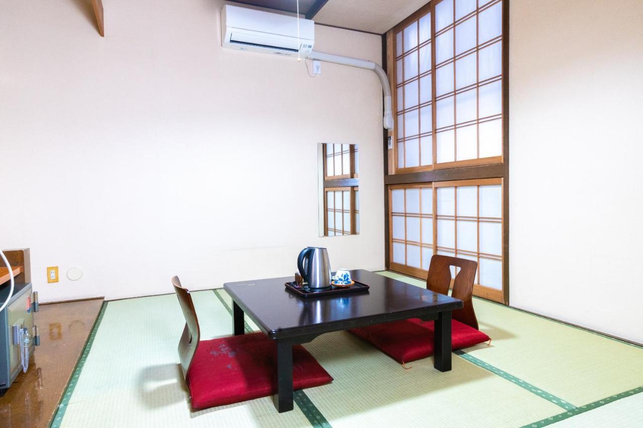Hotel Sakadojo Minamiuonuma Esterno foto